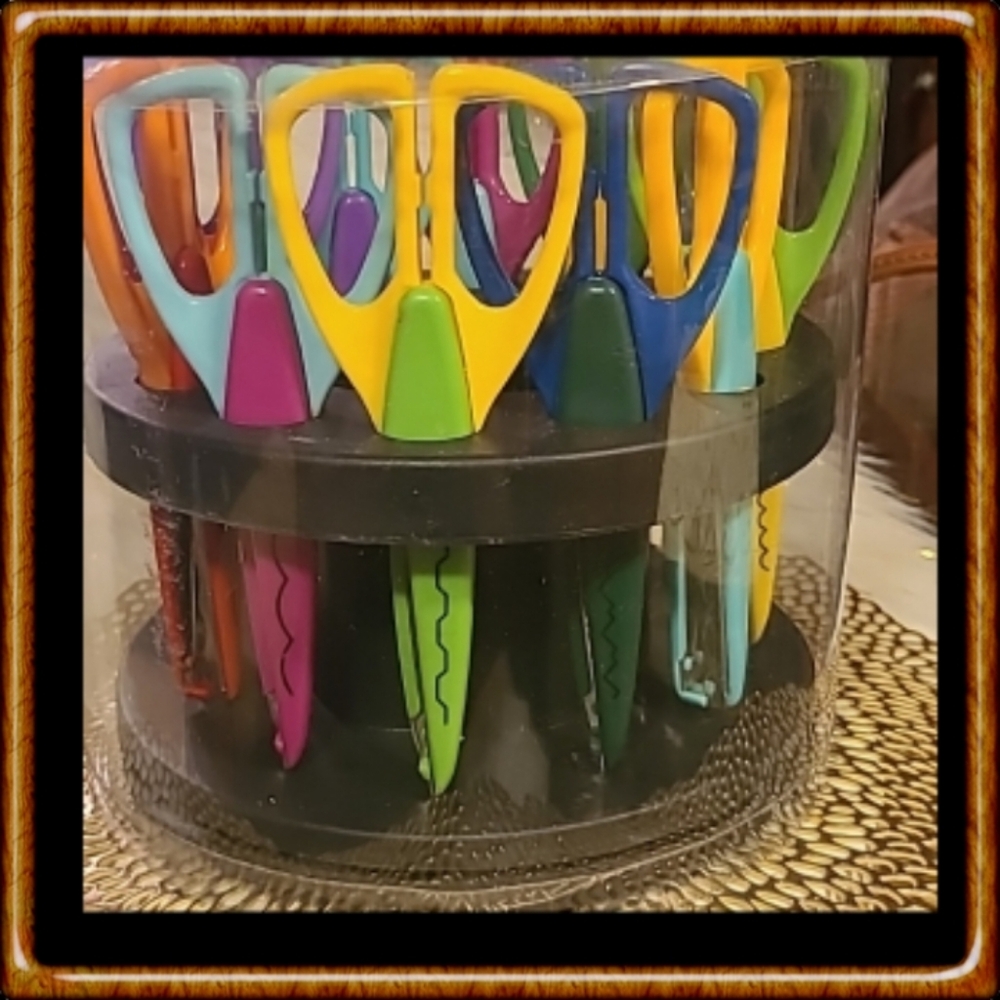 Once Upon A Time Craft 12 Pair Scissors Set